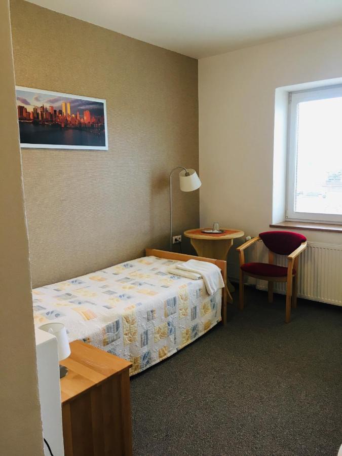 Hotel Dynamic Nová Dubnica Dış mekan fotoğraf
